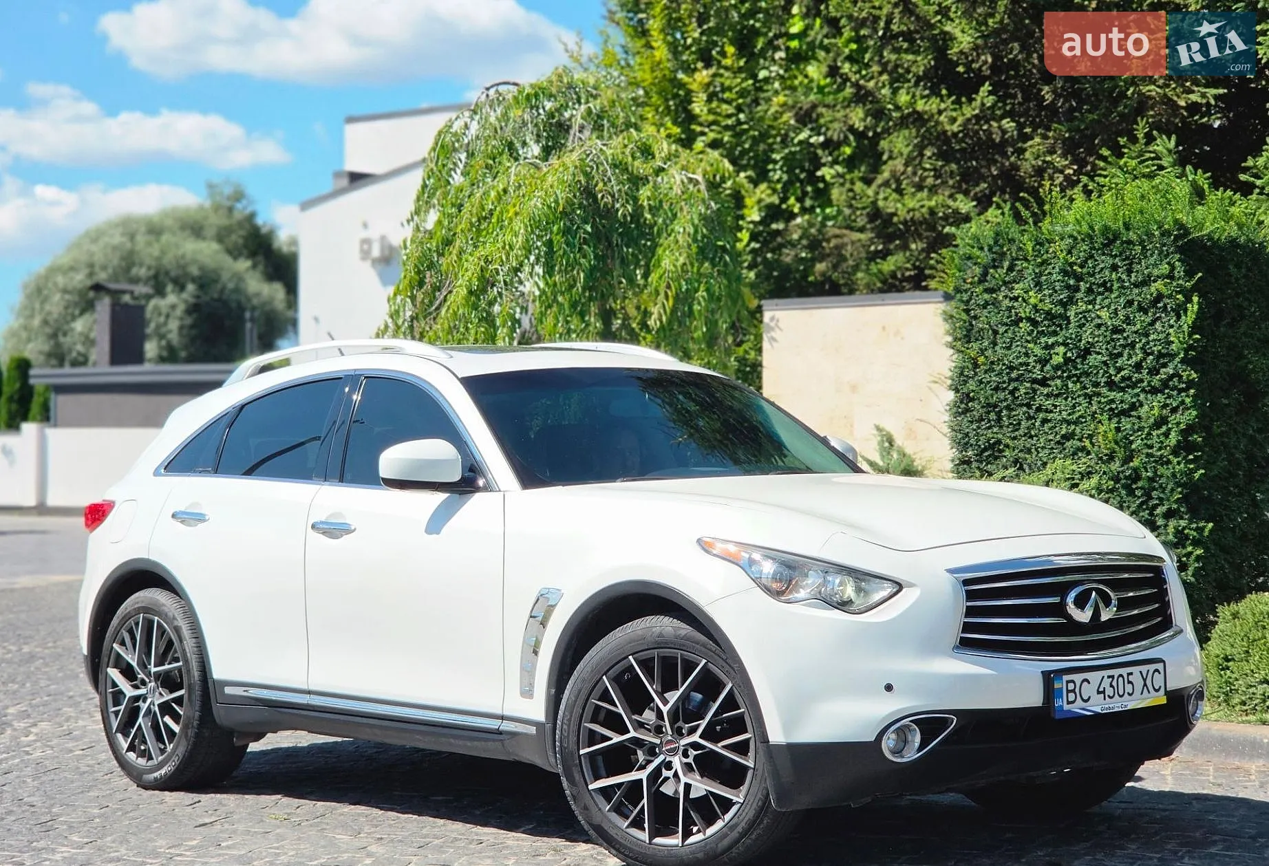 Infiniti QX70, 2016