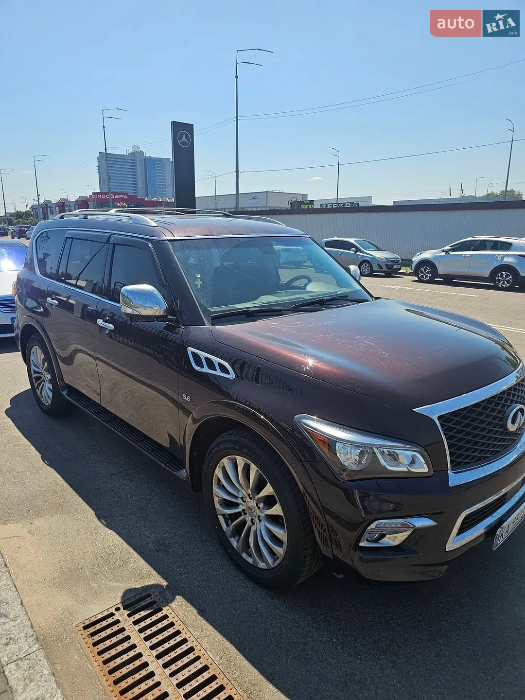 Infiniti QX80, 2015