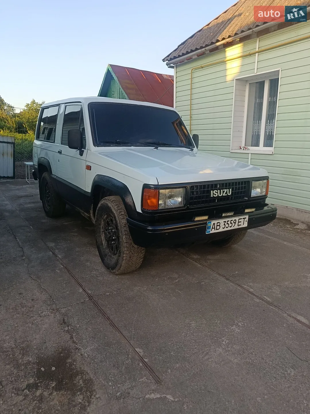 Isuzu Trooper, 1988