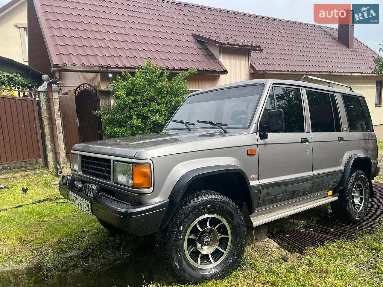 Isuzu Trooper, 1988