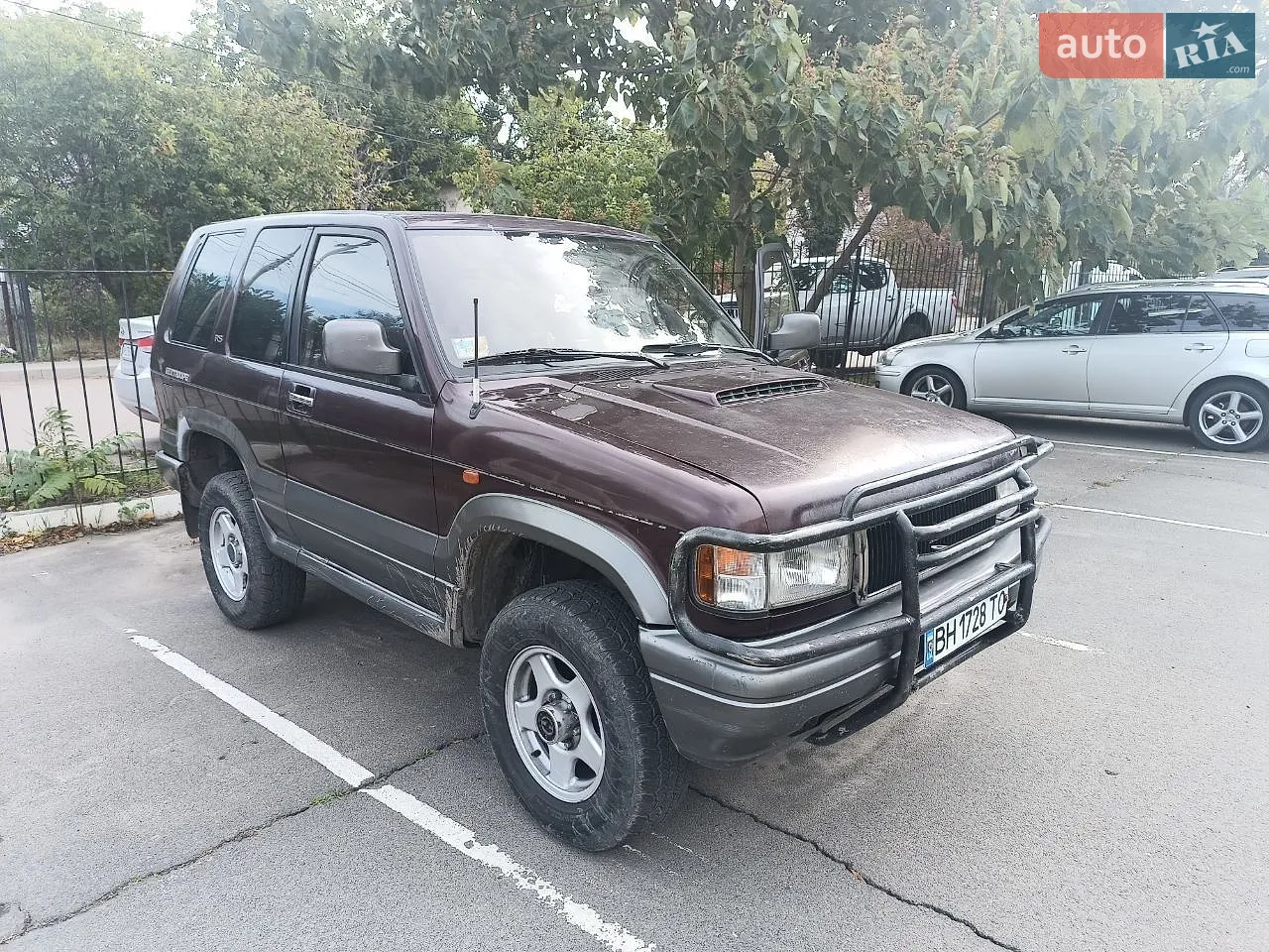 Isuzu Trooper, 1986
