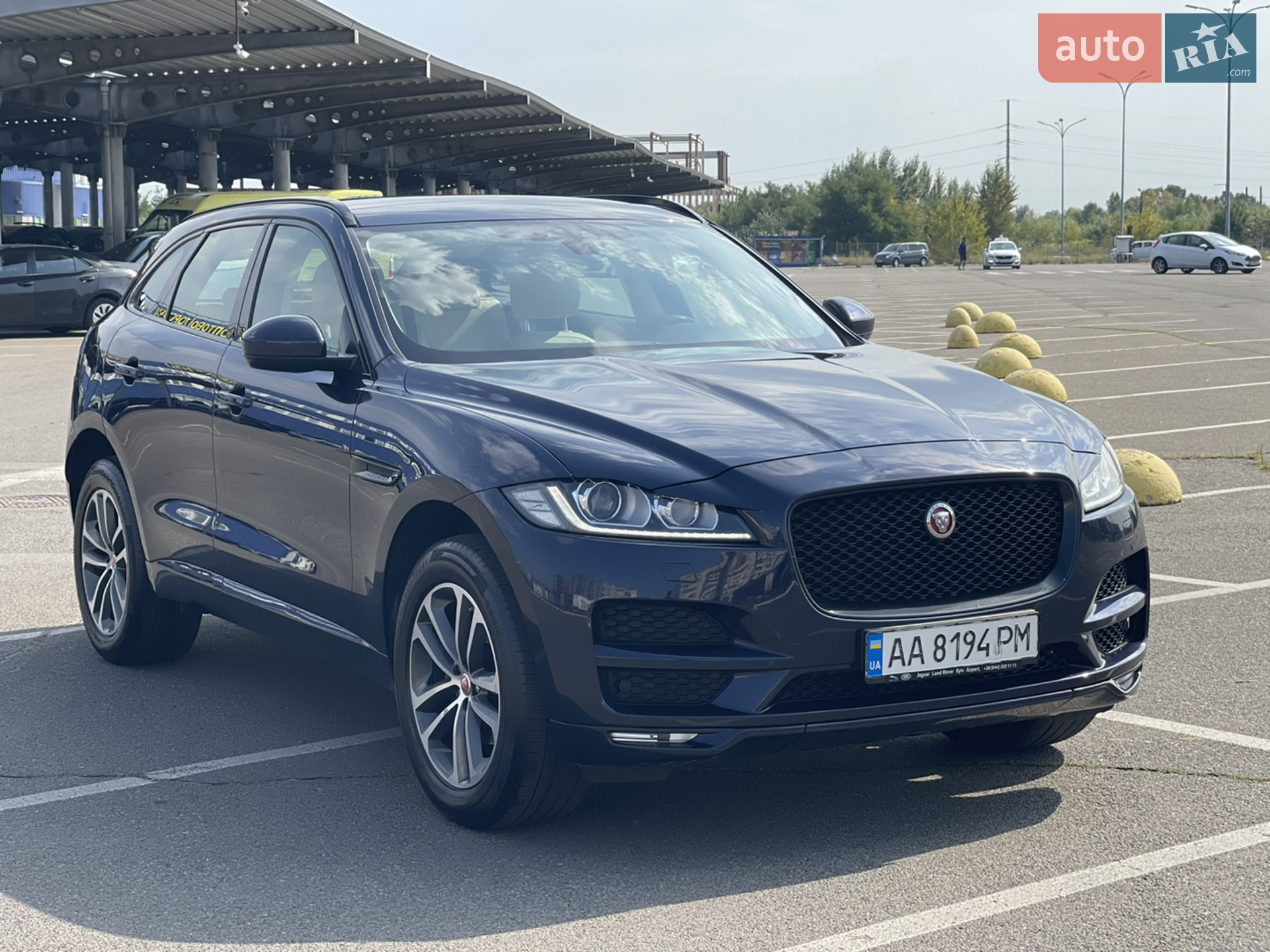 Jaguar F-Pace, 2016
