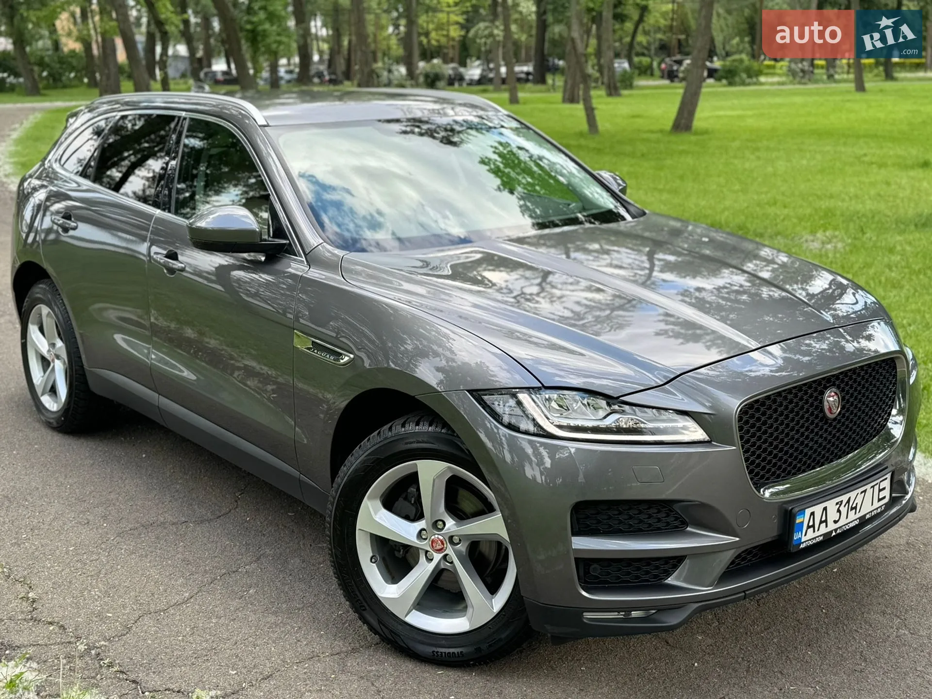Jaguar F-Pace, 2019