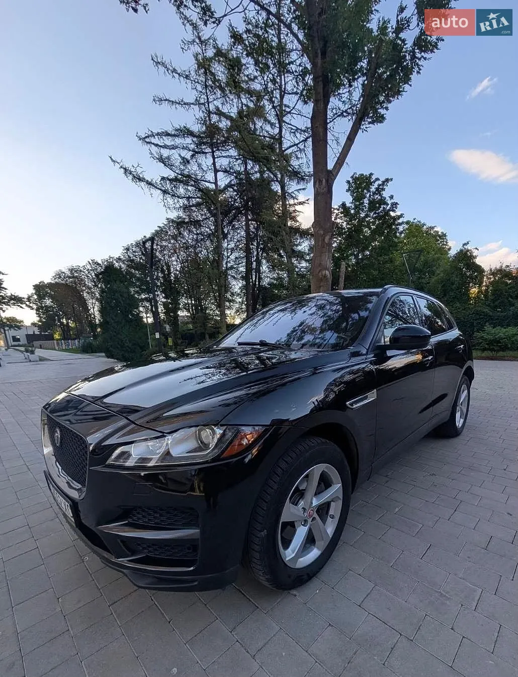 Jaguar F-Pace, 2017