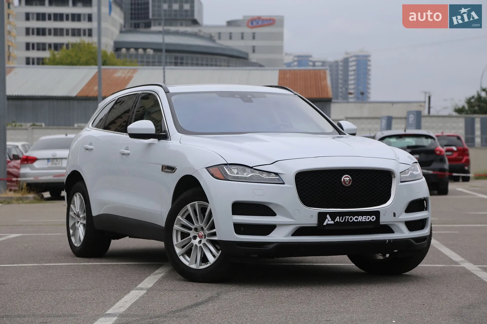 Jaguar F-Pace, 2017