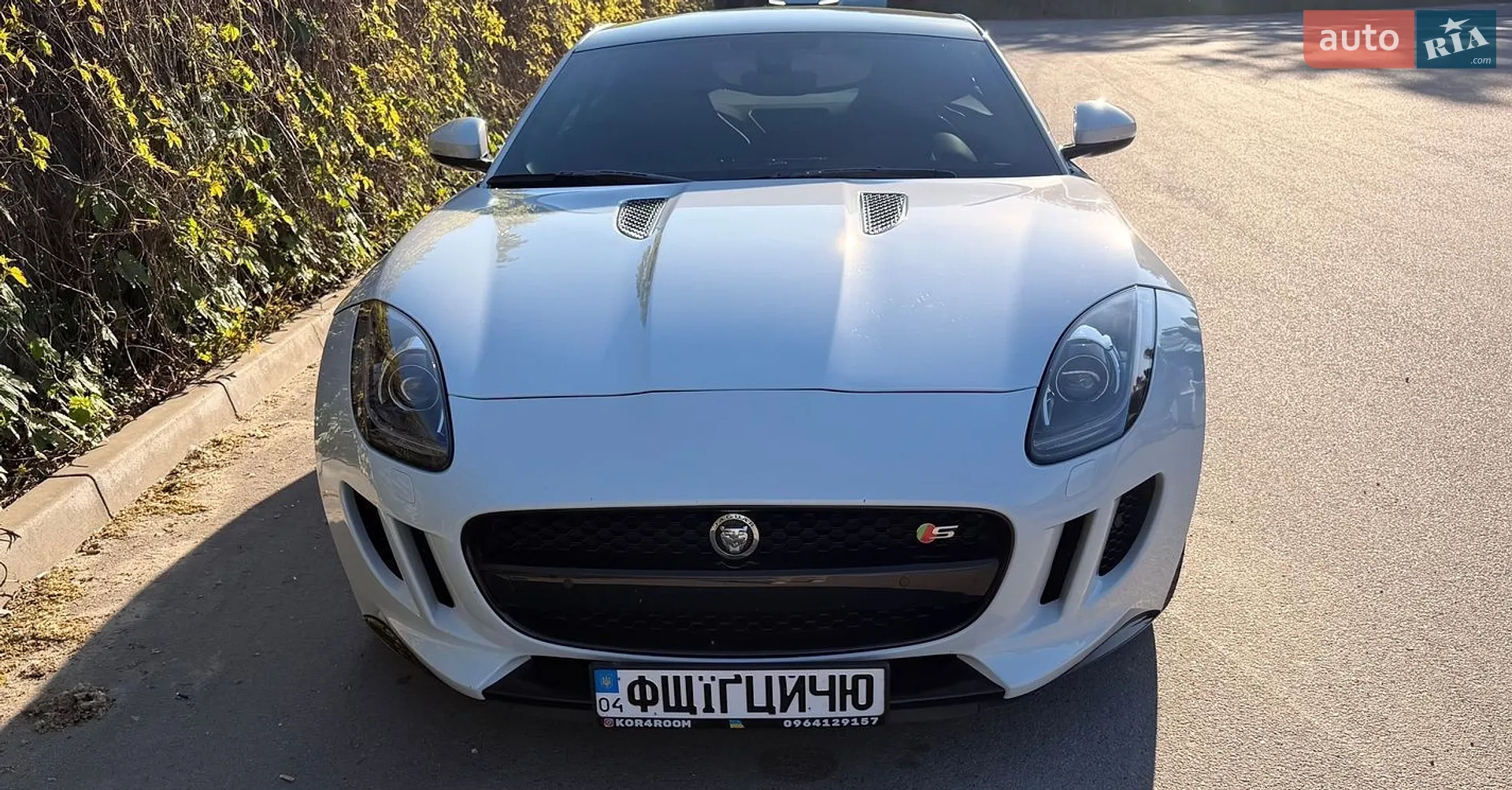 Jaguar F-Type, 2016