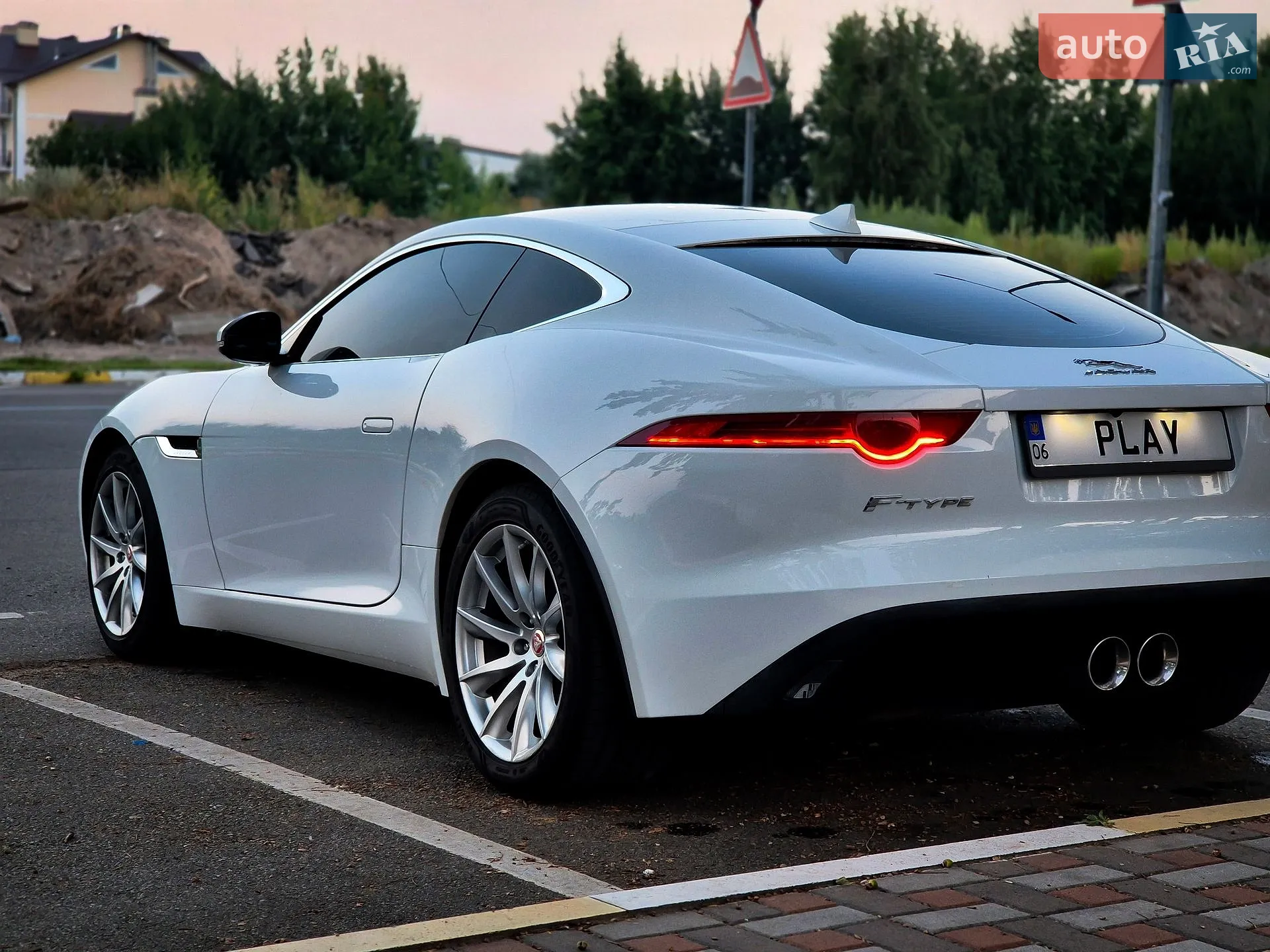 Jaguar F-Type, 2016