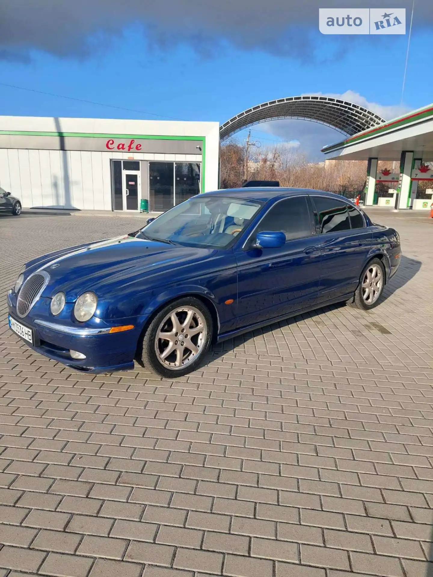 Jaguar S-Type, 2000