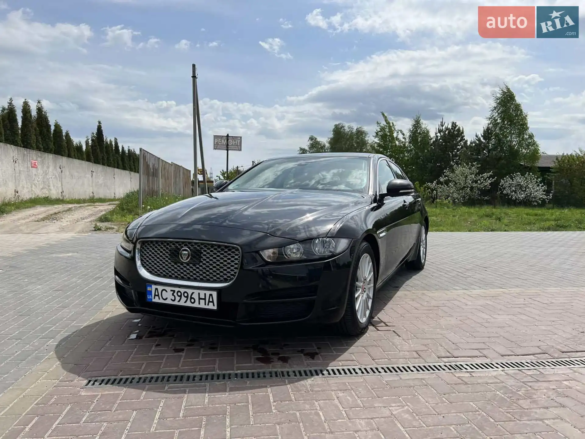 Jaguar XE, 2018