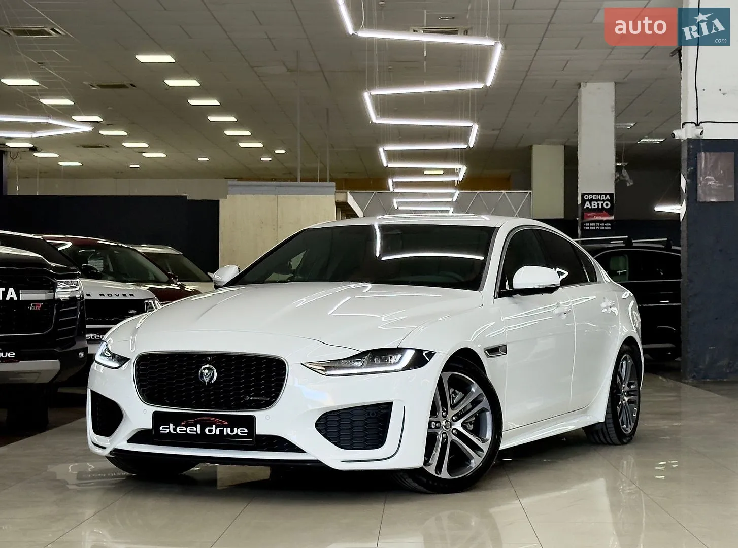 Jaguar XE, 2024