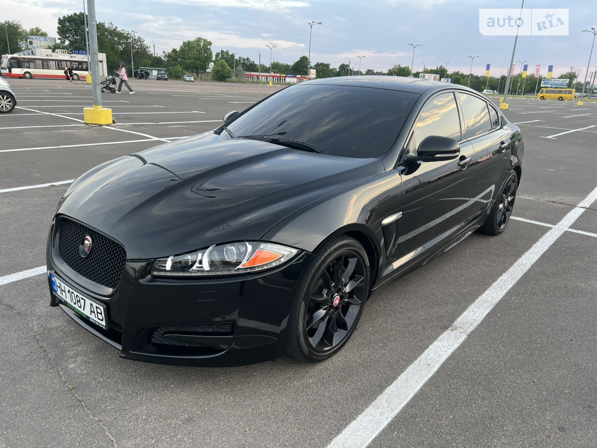 Jaguar XF, 2015