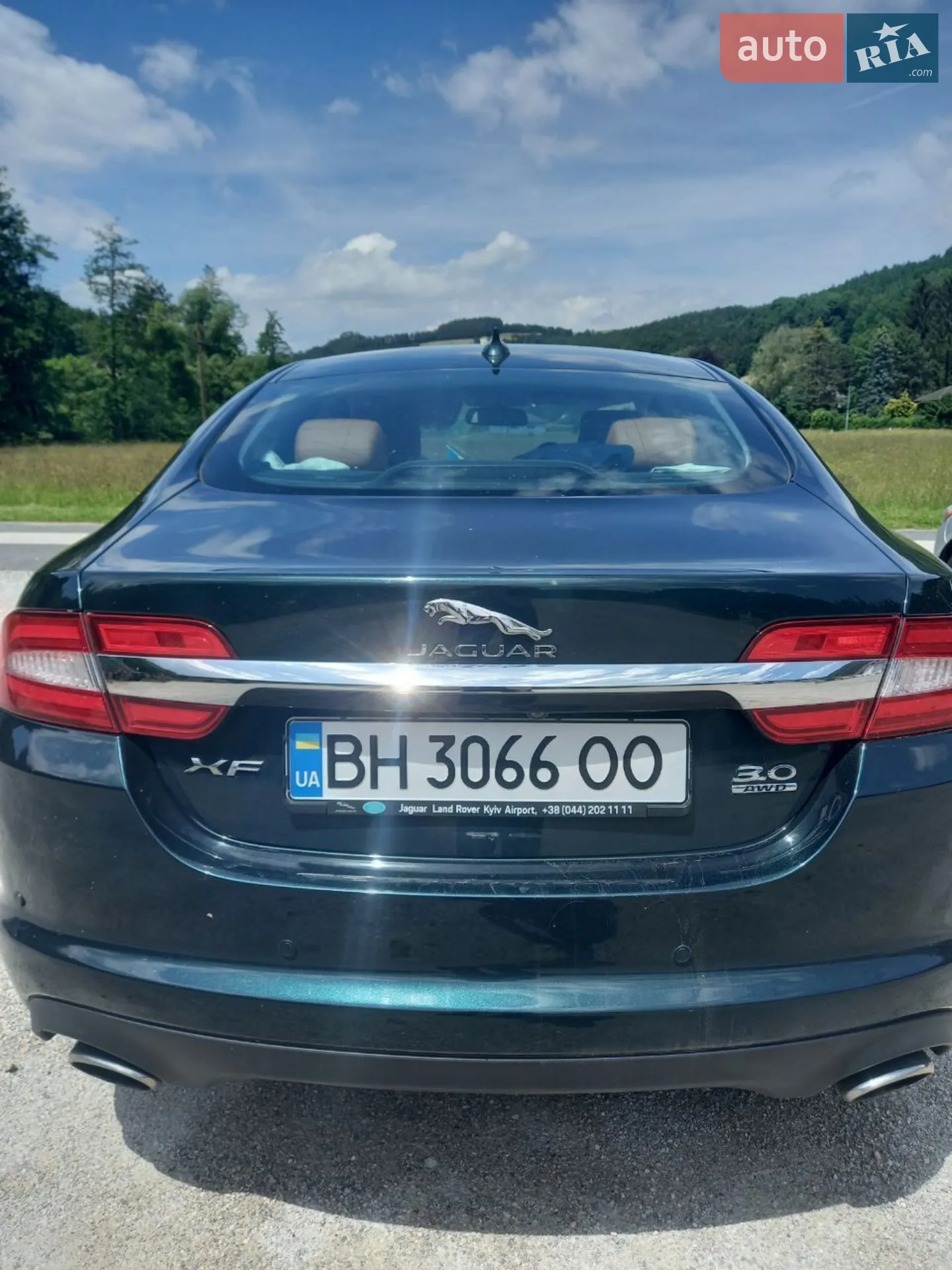 Jaguar XF, 2015