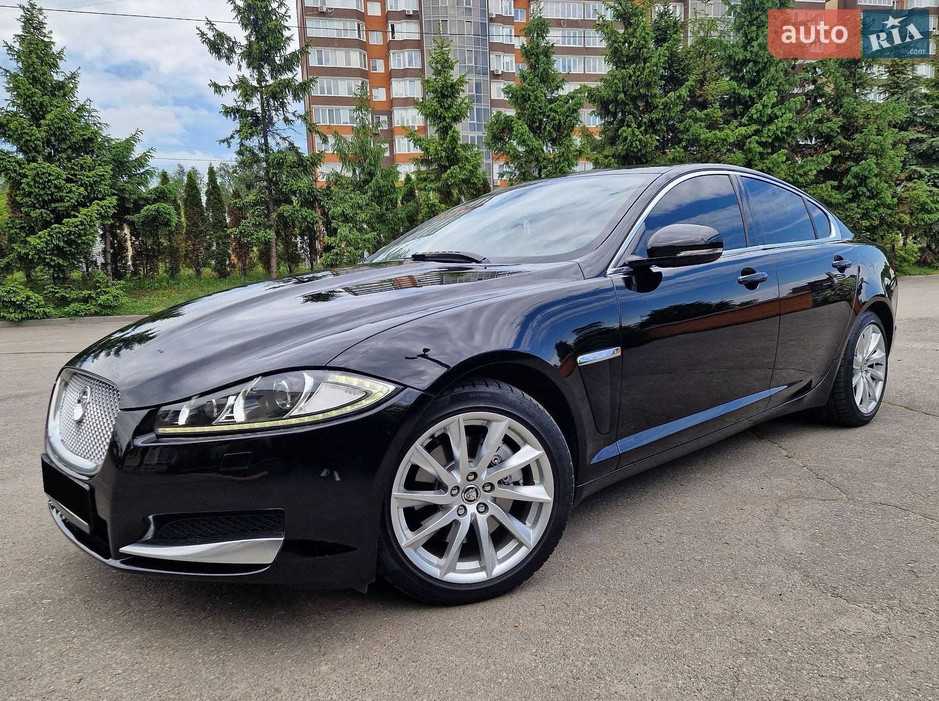 Jaguar XF, 2012