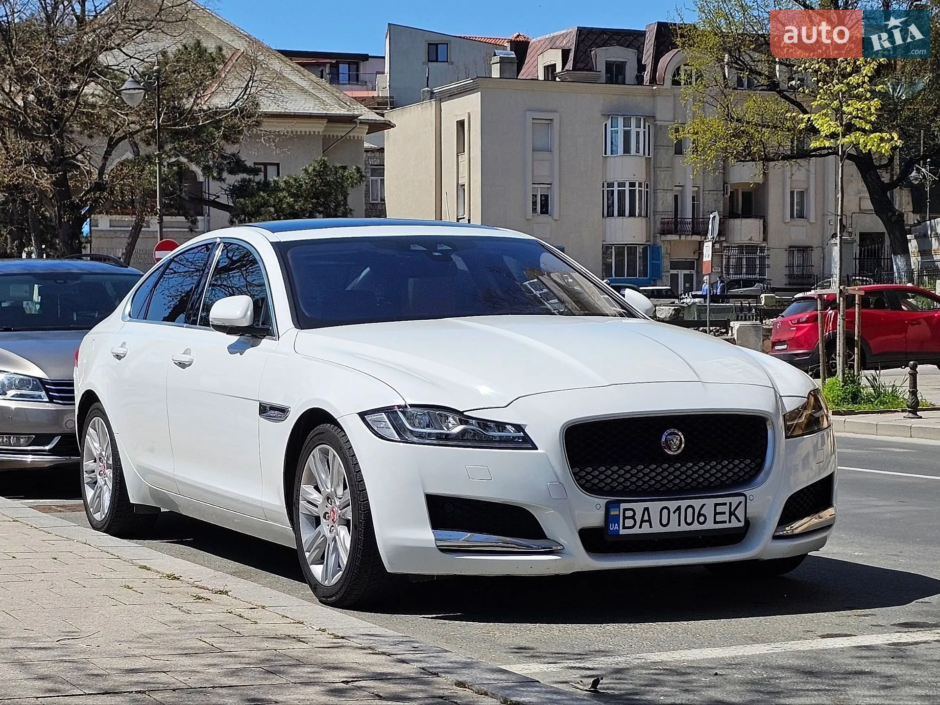 Jaguar XF, 2016