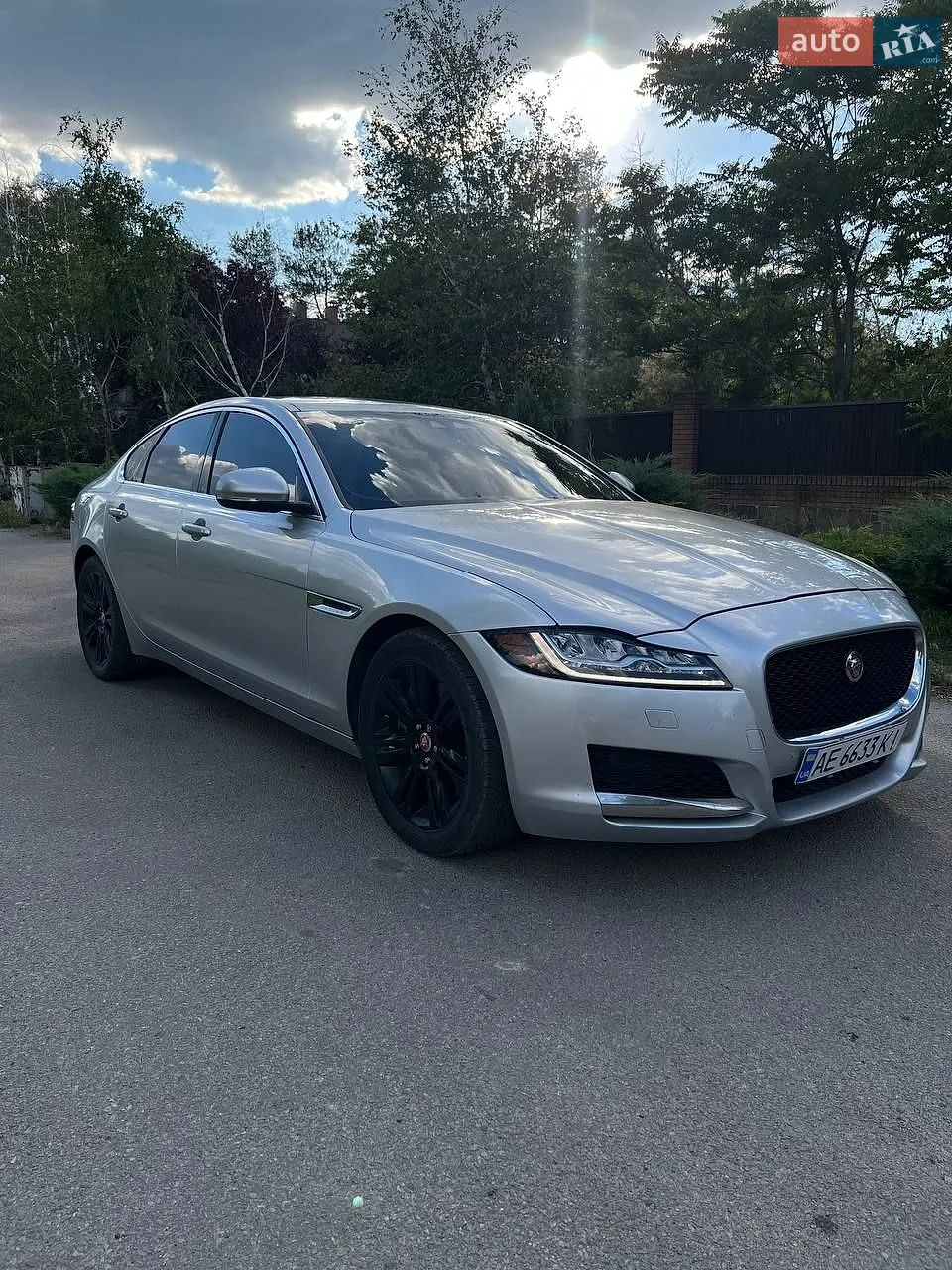 Jaguar XF, 2016