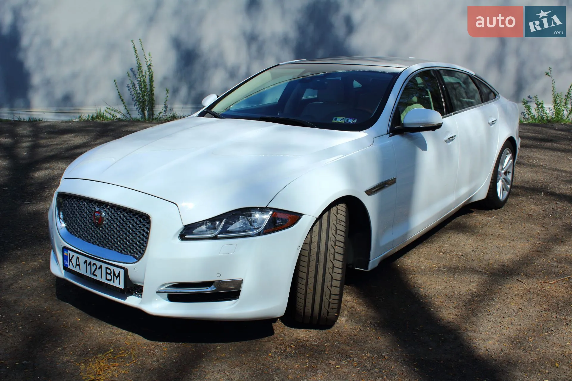 Jaguar XJ, 2017