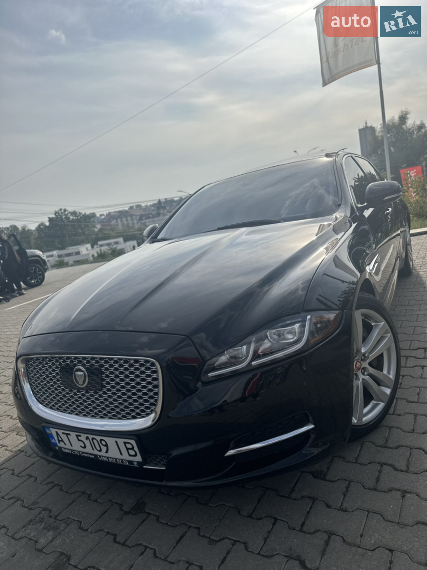 Jaguar XJ, 2014
