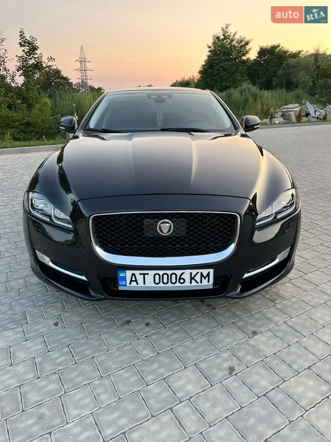 Jaguar XJ, 2017