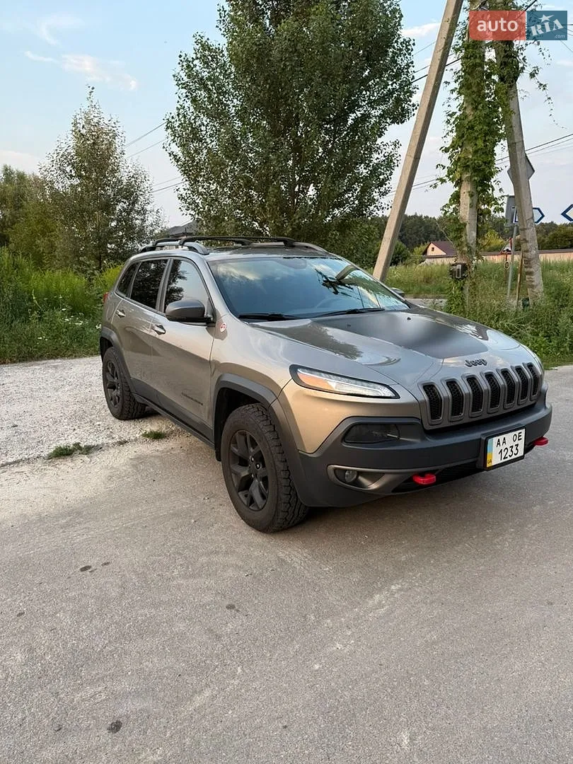 Jeep Cherokee, 2016
