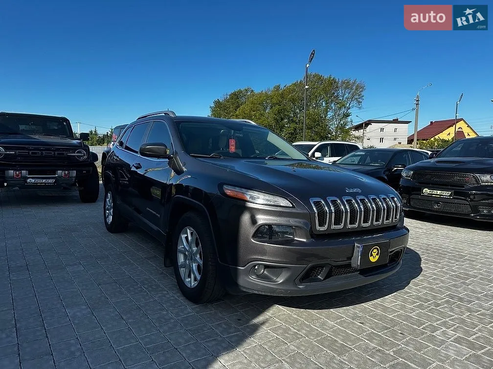 Jeep Cherokee, 2016