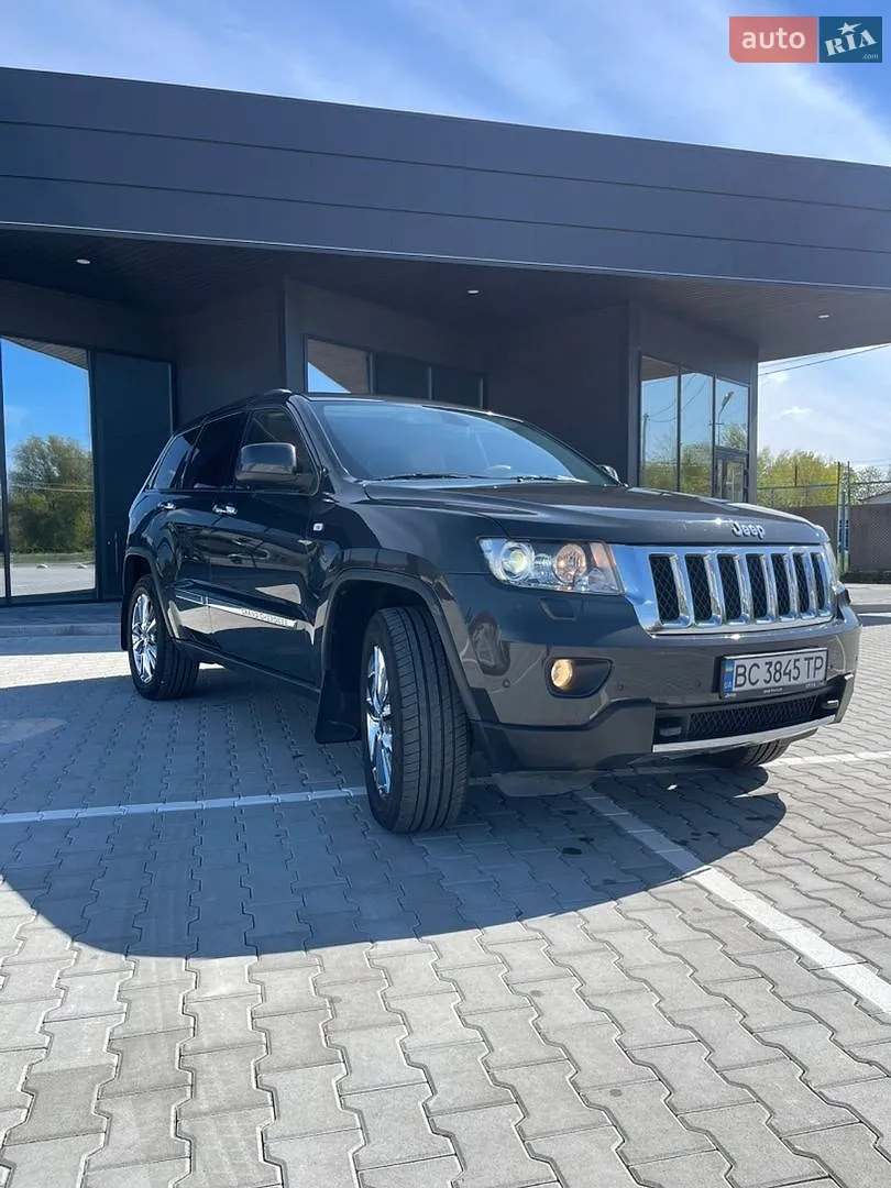 Jeep Grand Cherokee, 2011