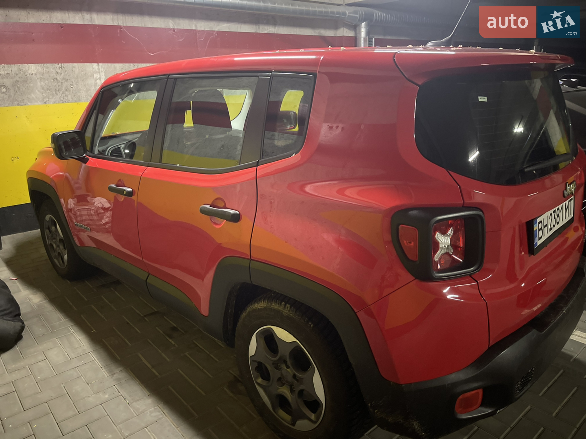 Jeep Renegade, 2015