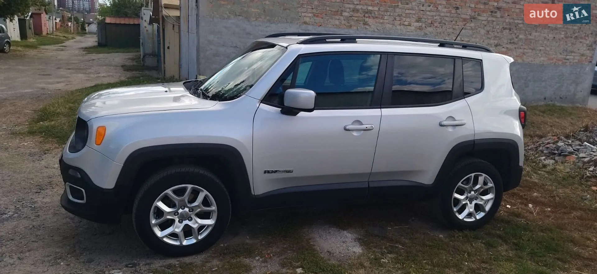 Jeep Renegade, 2016