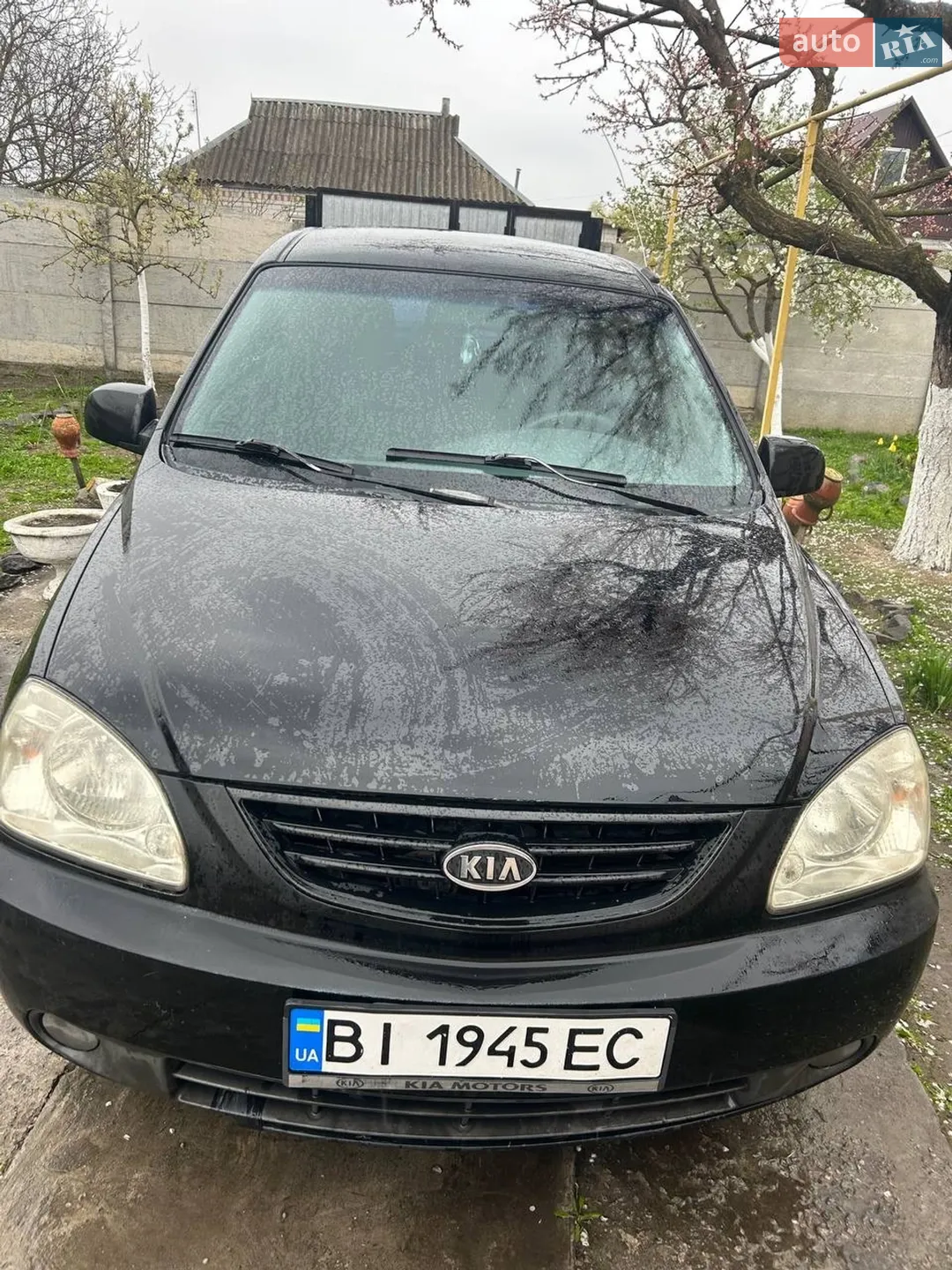 Kia Carens, 2004