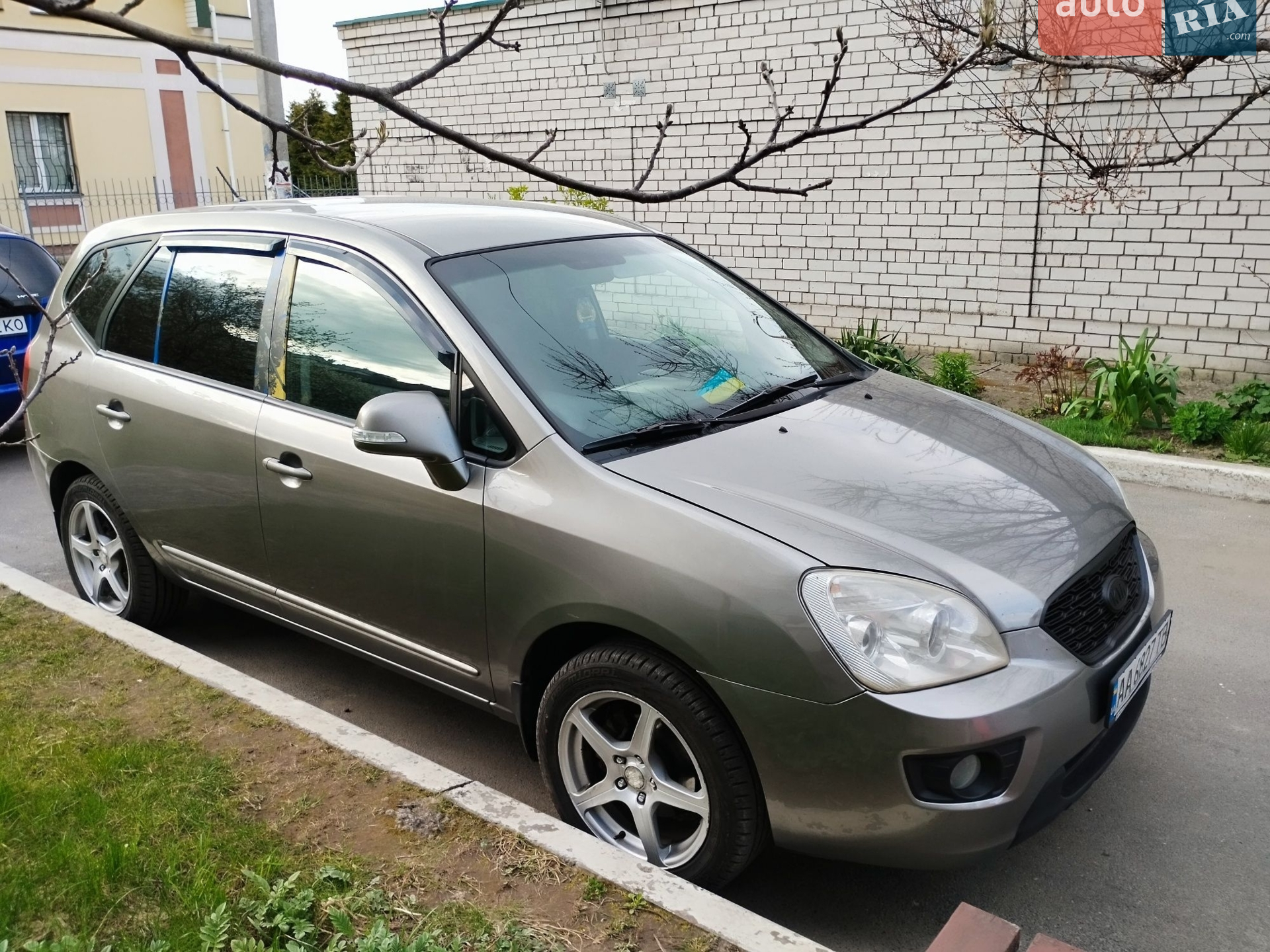 Kia Carens, 2011