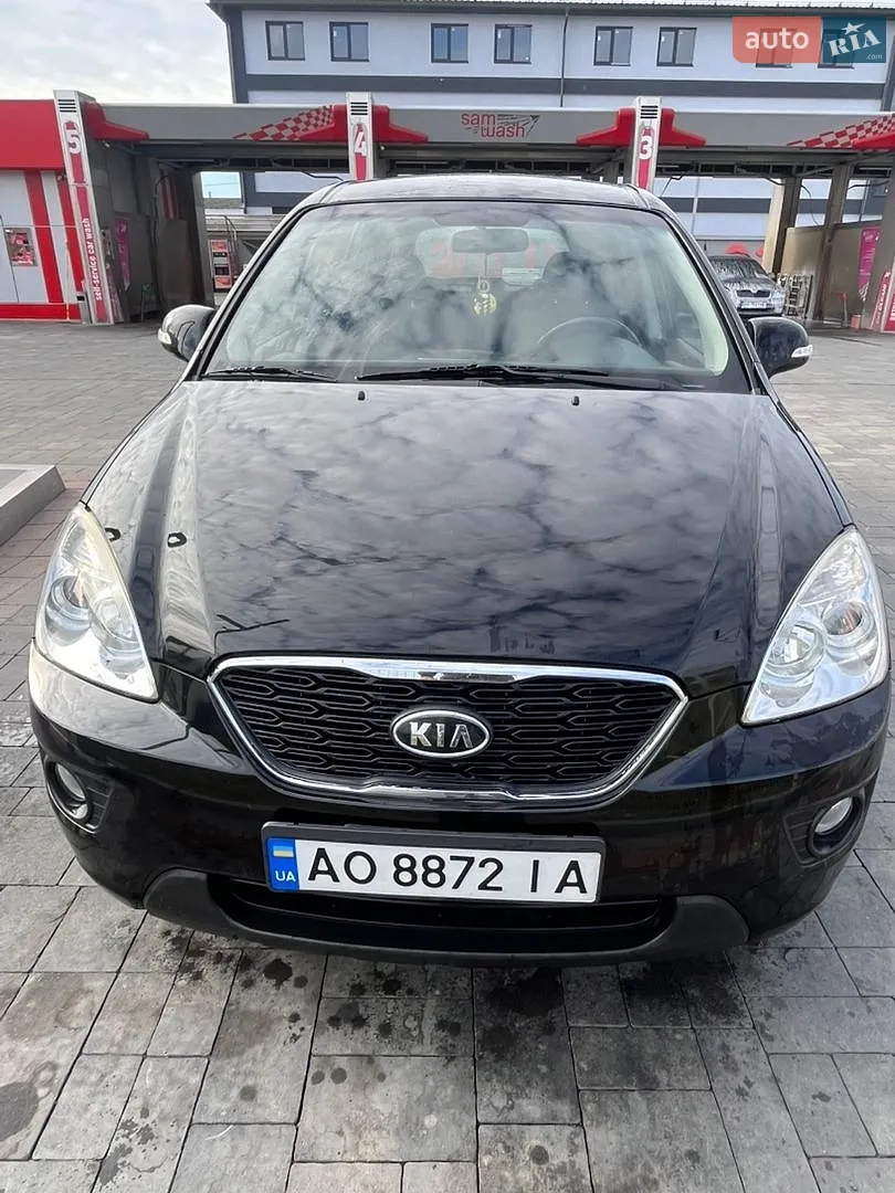 Kia Carens, 2011