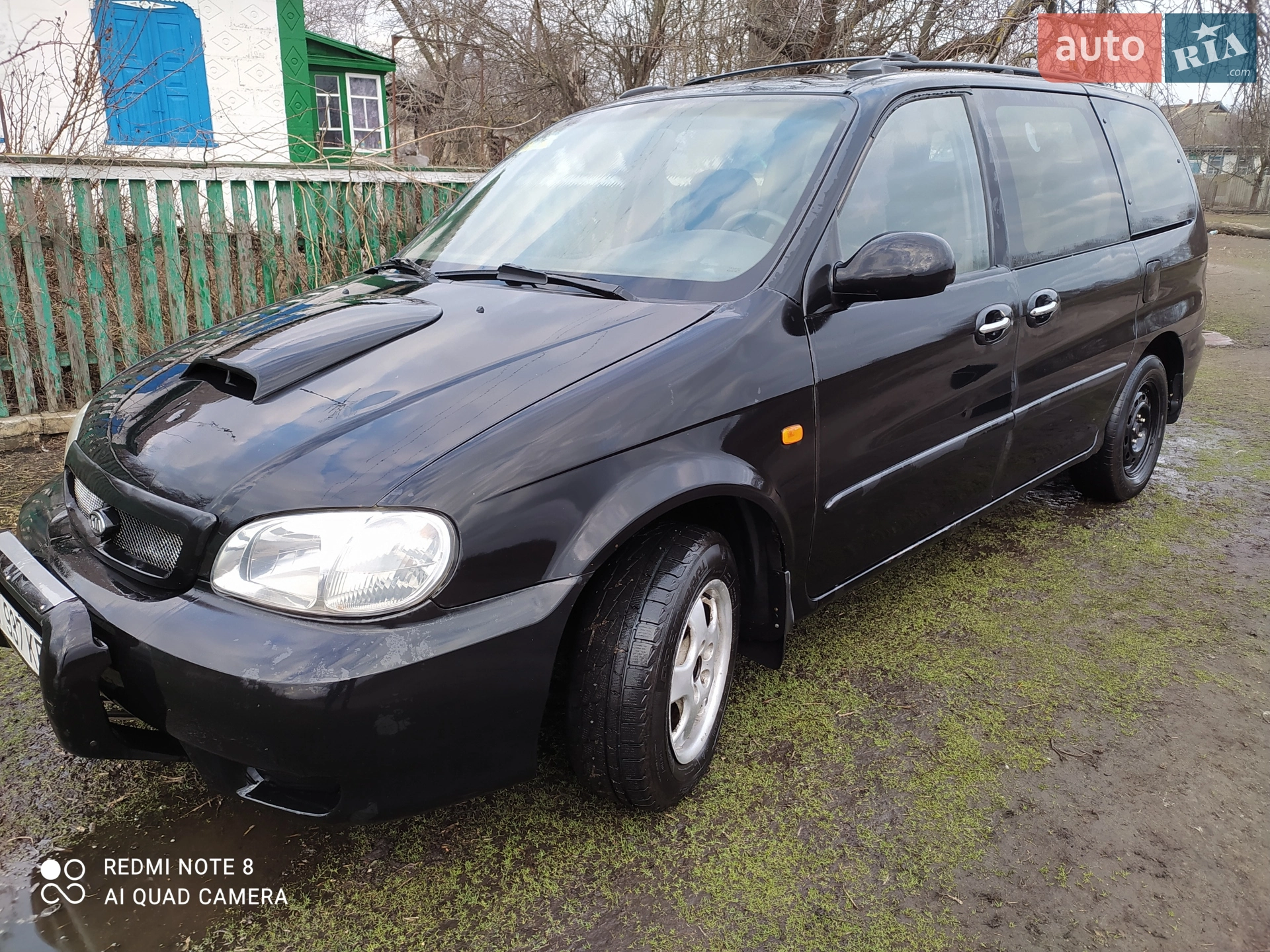 Kia Carnival, 2001