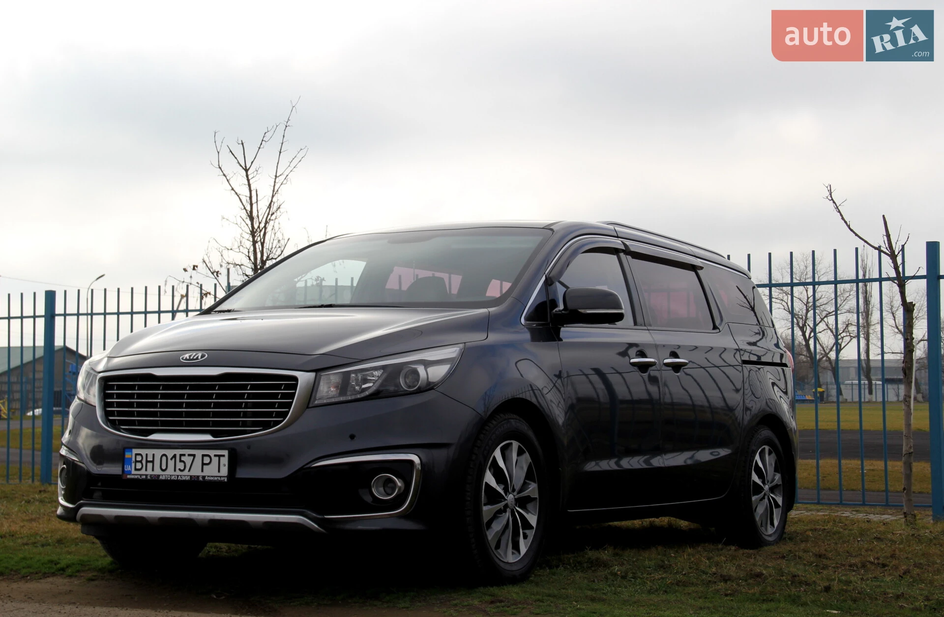 Kia Carnival, 2015