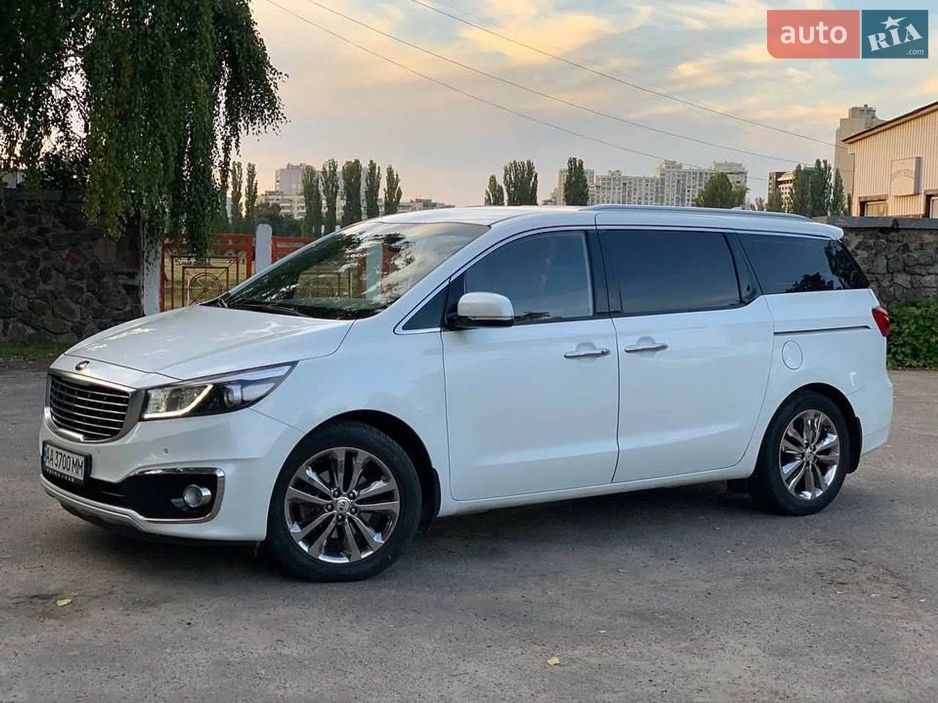 Kia Carnival, 2016