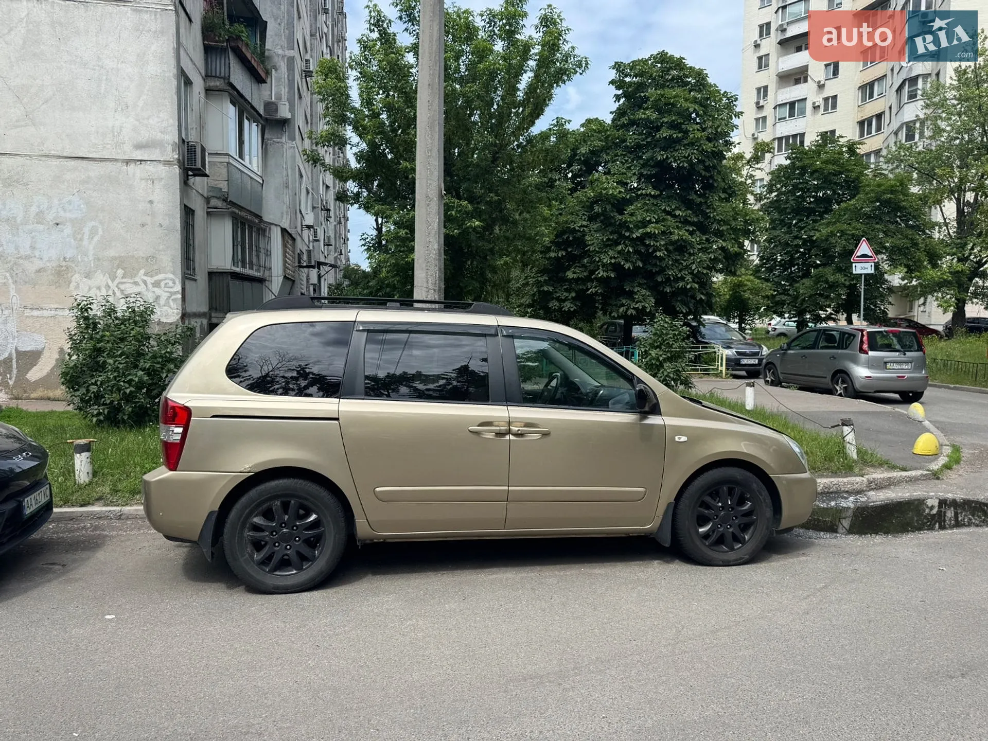 Kia Carnival, 2006