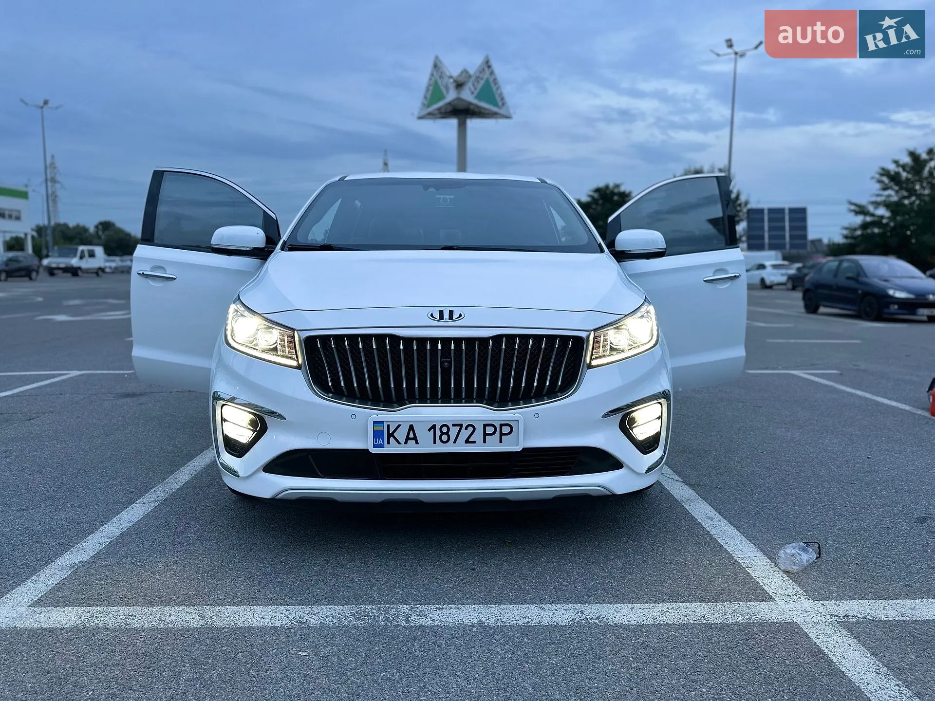 Kia Carnival, 2019