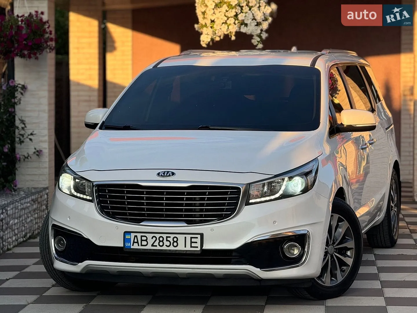 Kia Carnival, 2017