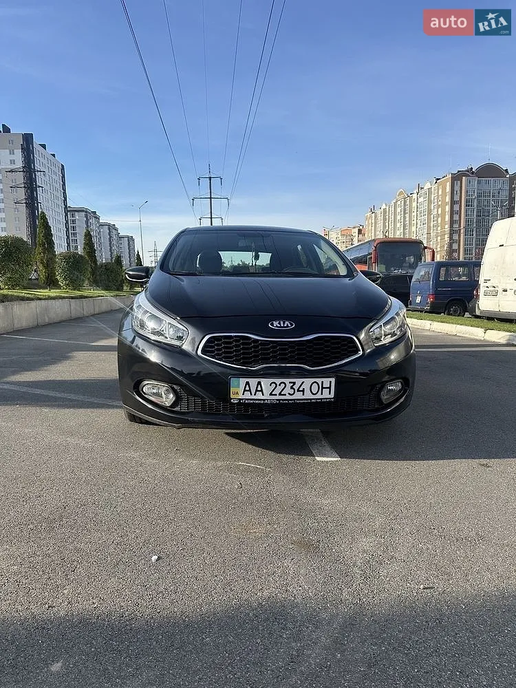 Kia Ceed, 2013