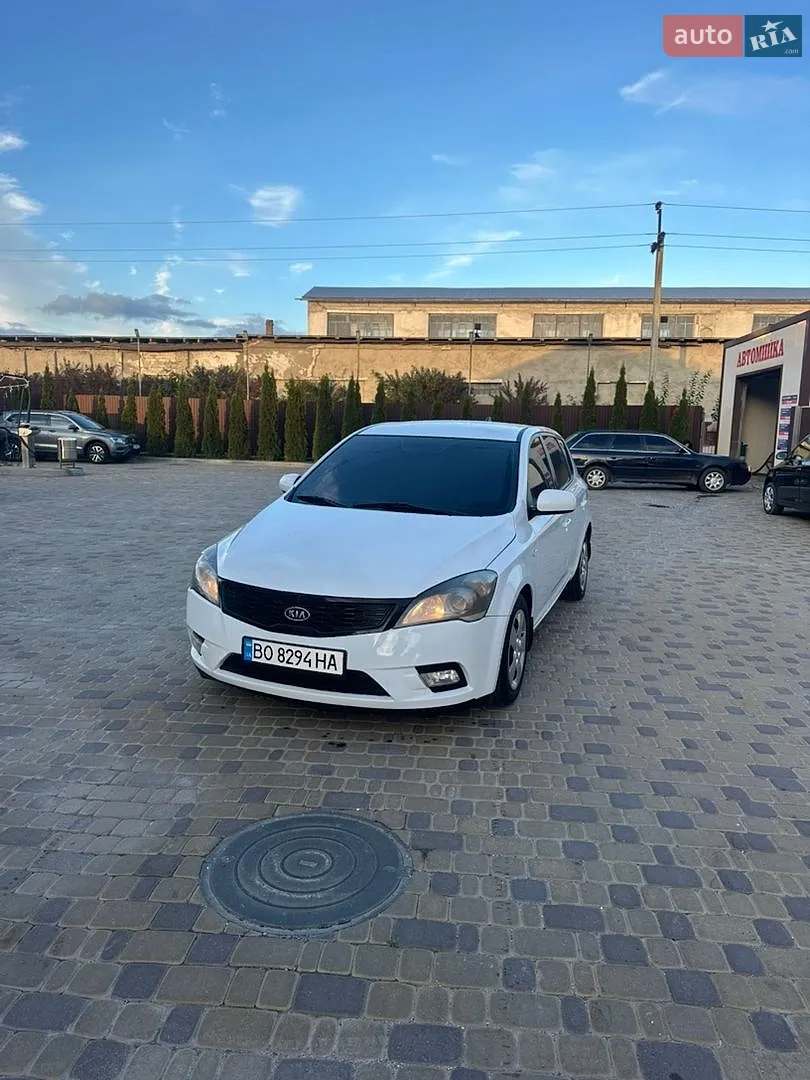 Kia Ceed, 2011