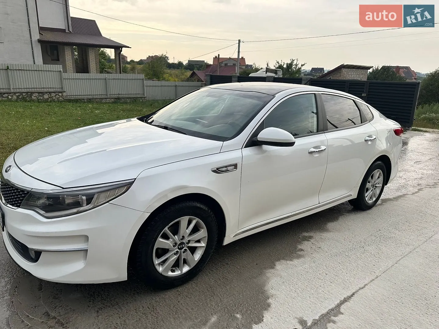 Kia K5, 2016