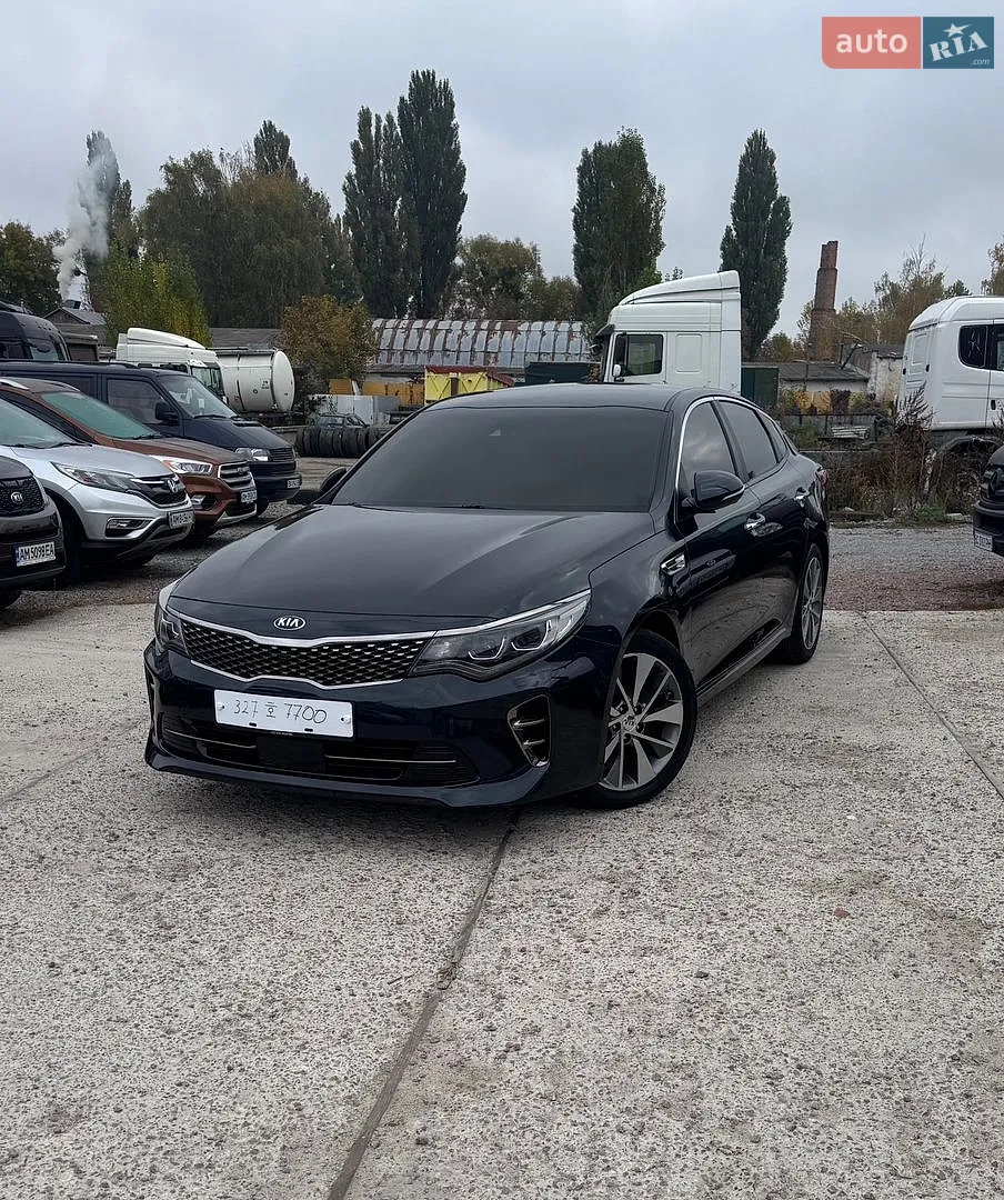 Kia K5, 2017