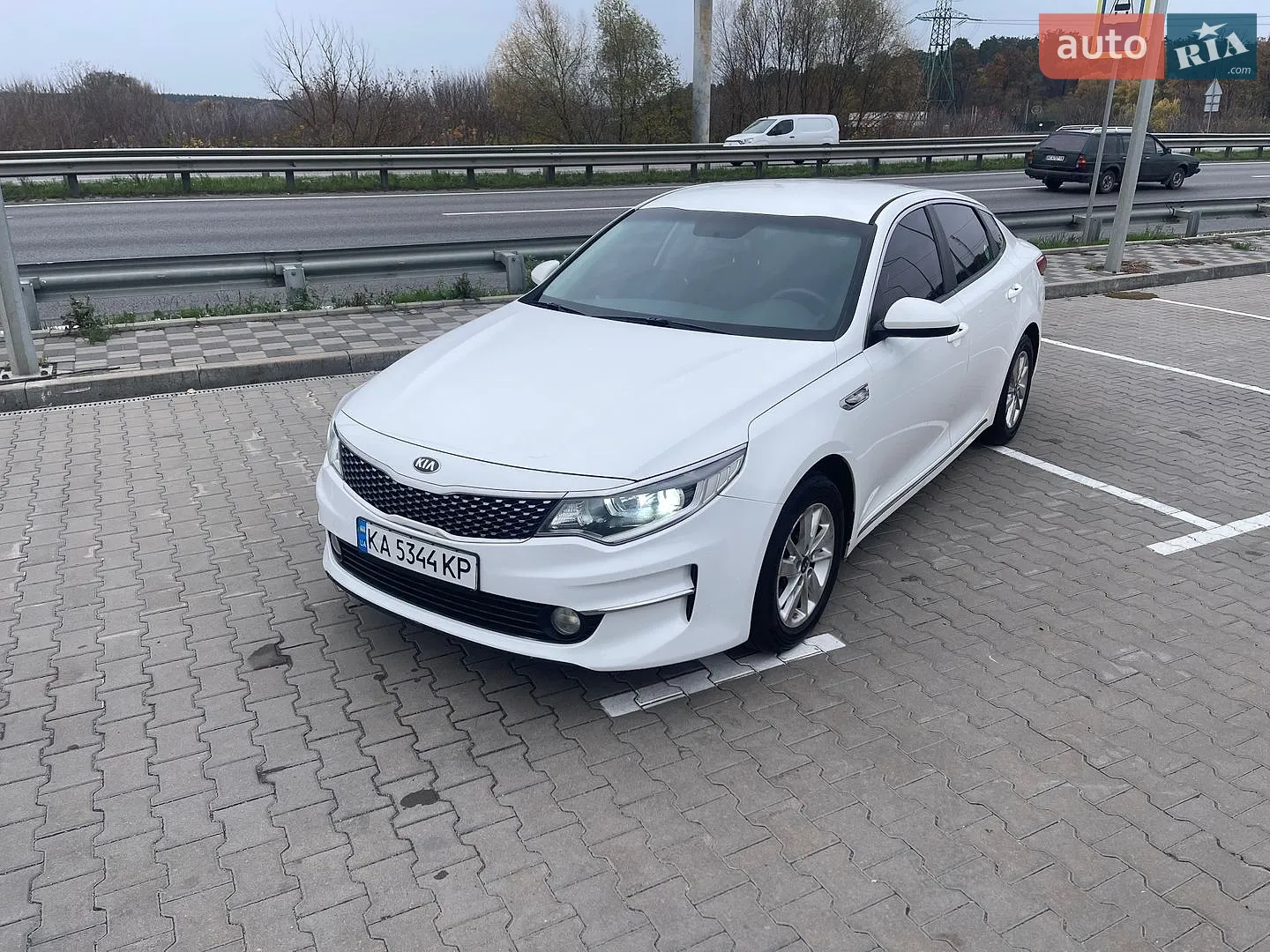 Kia K5, 2016