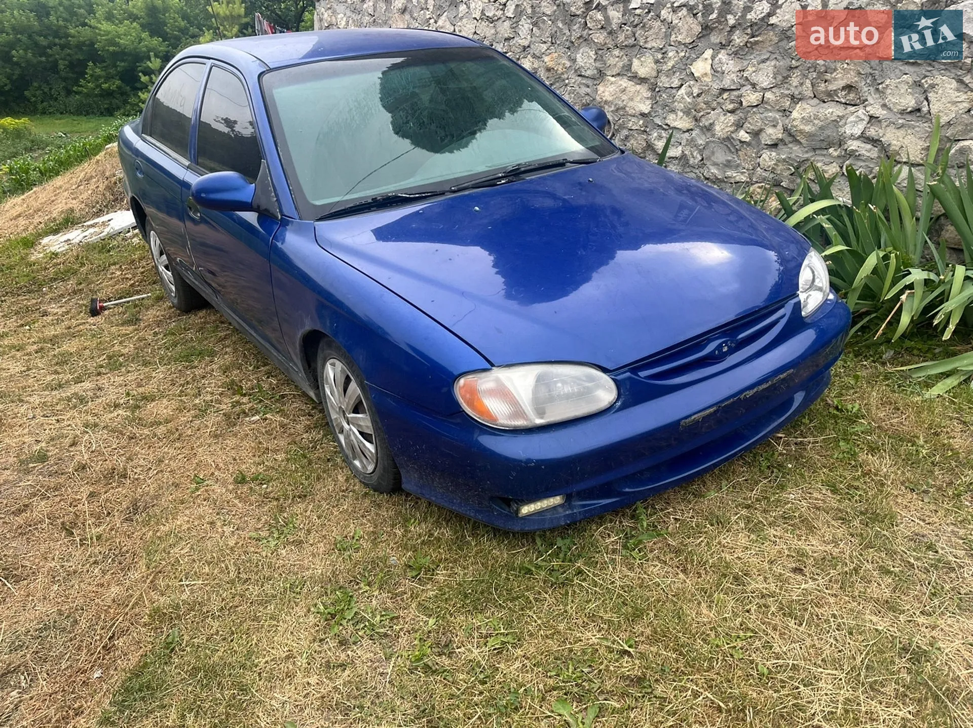 Kia Sephia, 1998