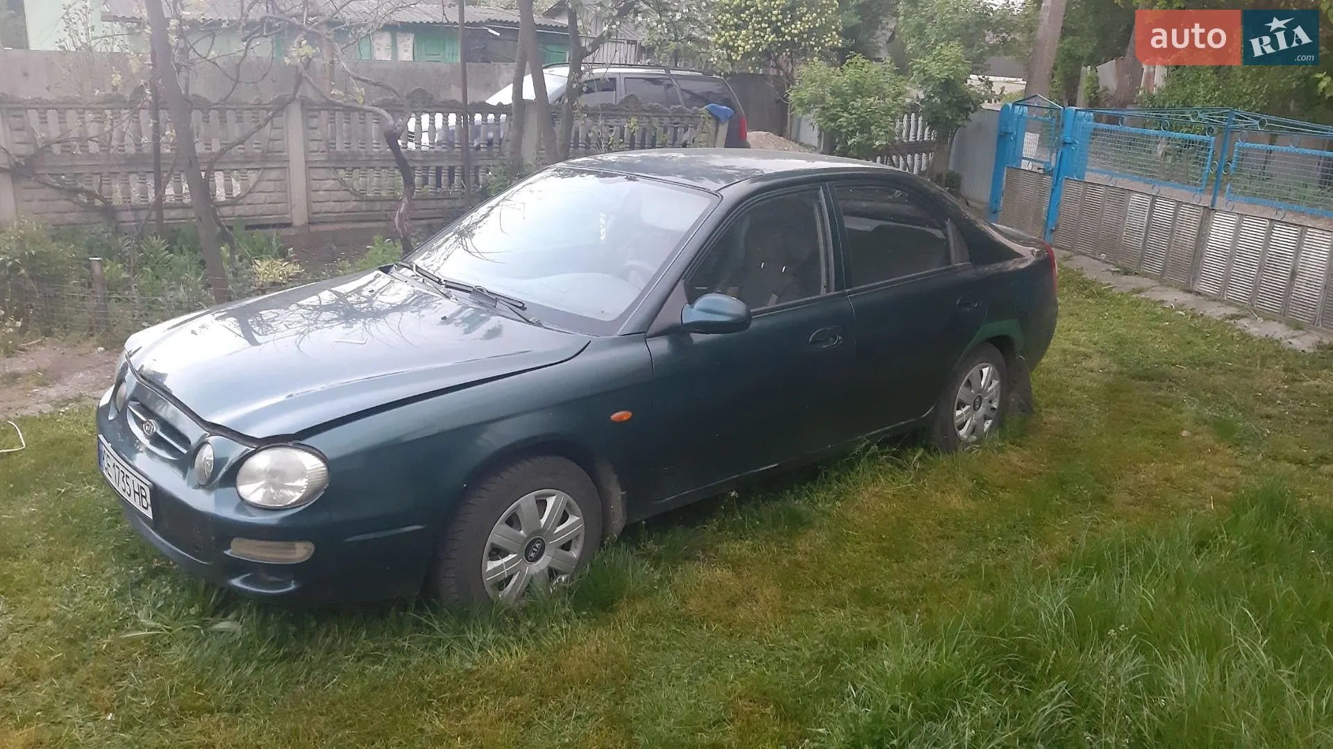 Kia Sephia, 2000