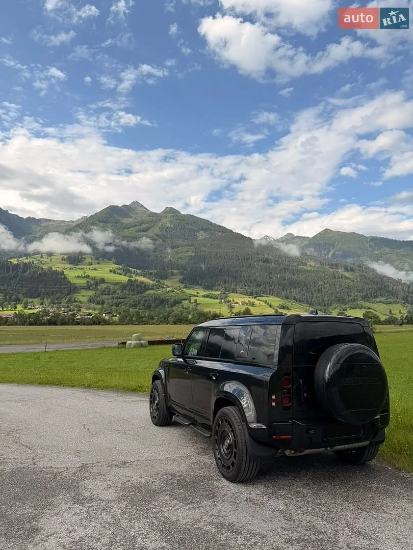 Land Rover Defender, 2022