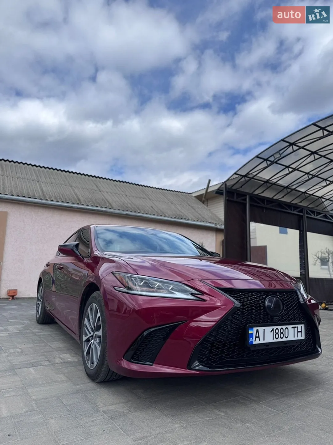 Lexus ES, 2022