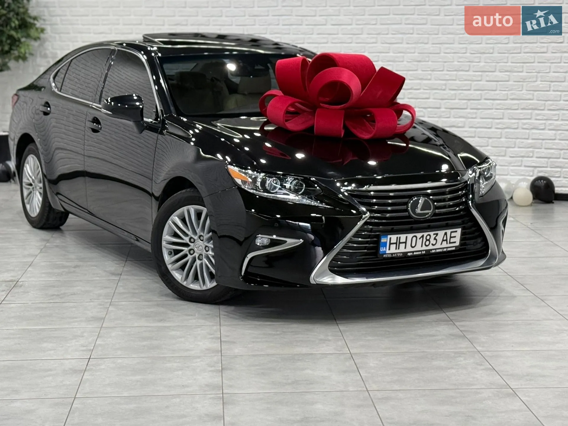 Lexus ES, 2017