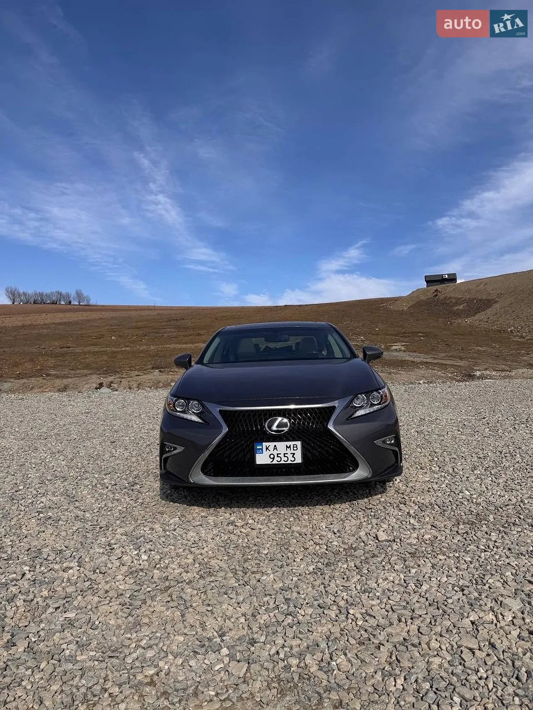 Lexus ES, 2015