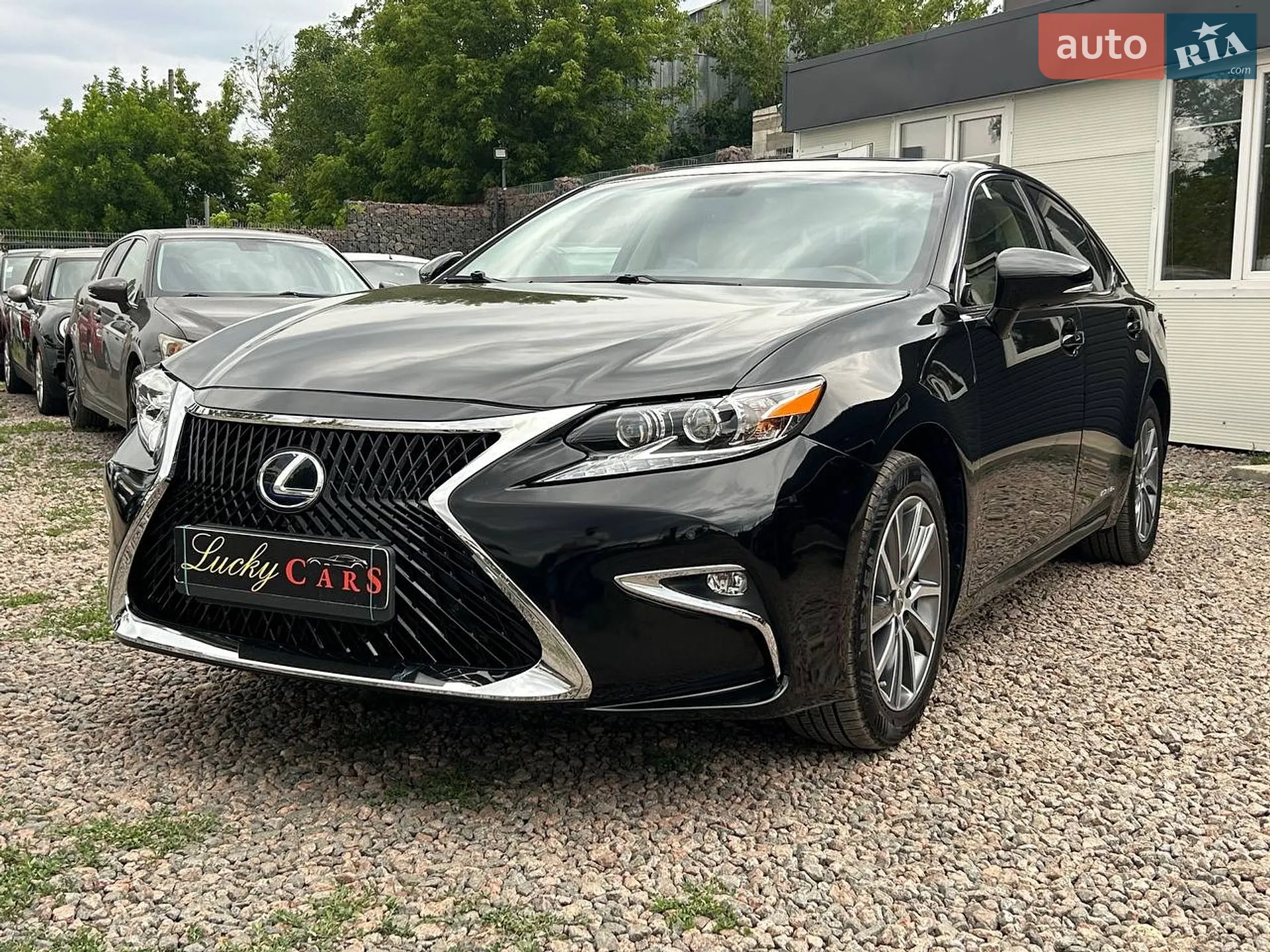 Lexus ES, 2015