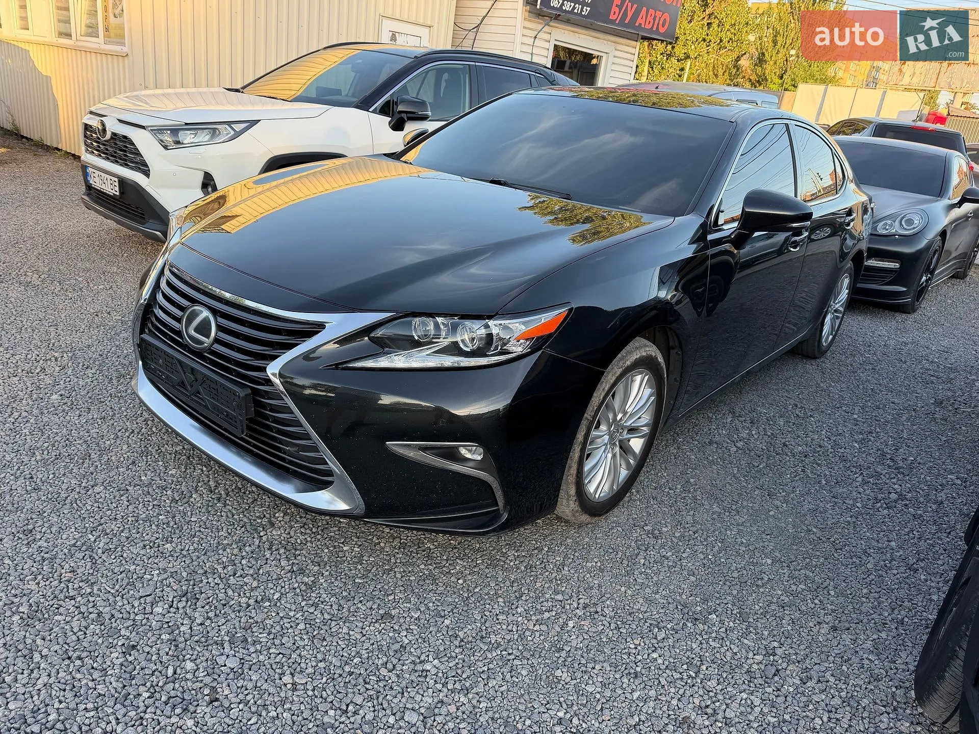 Lexus ES, 2016