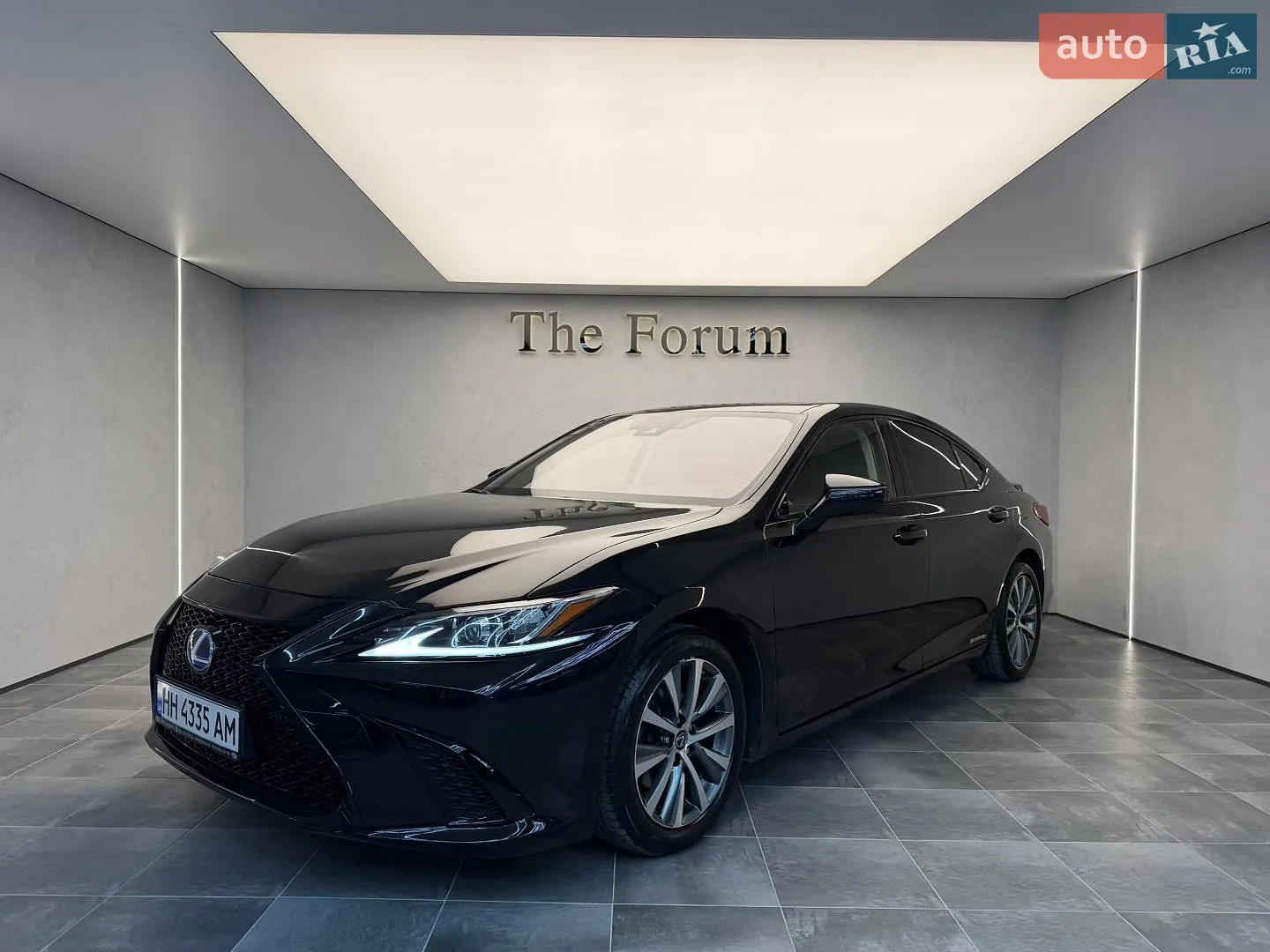 Lexus ES, 2019